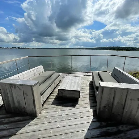 Apartmán Hausboot Walfisch Mit Dachterrasse In An Der Schlei