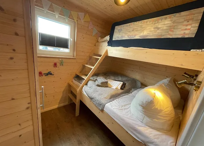 Hausboot Walfisch Mit Dachterrasse In An Der Schlei Lägenhet